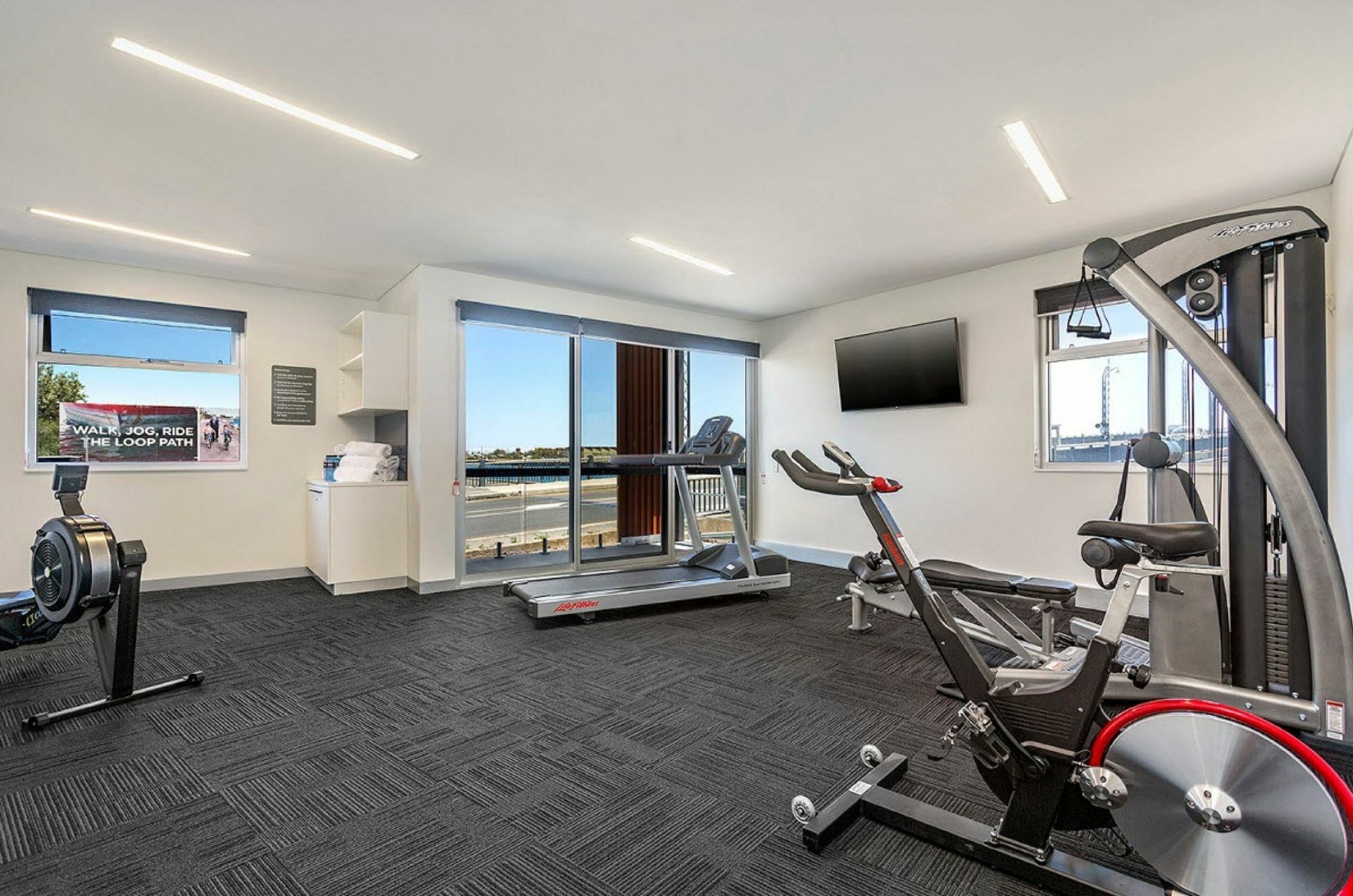 Quest Port Adelaide Aparthotel Exterior foto