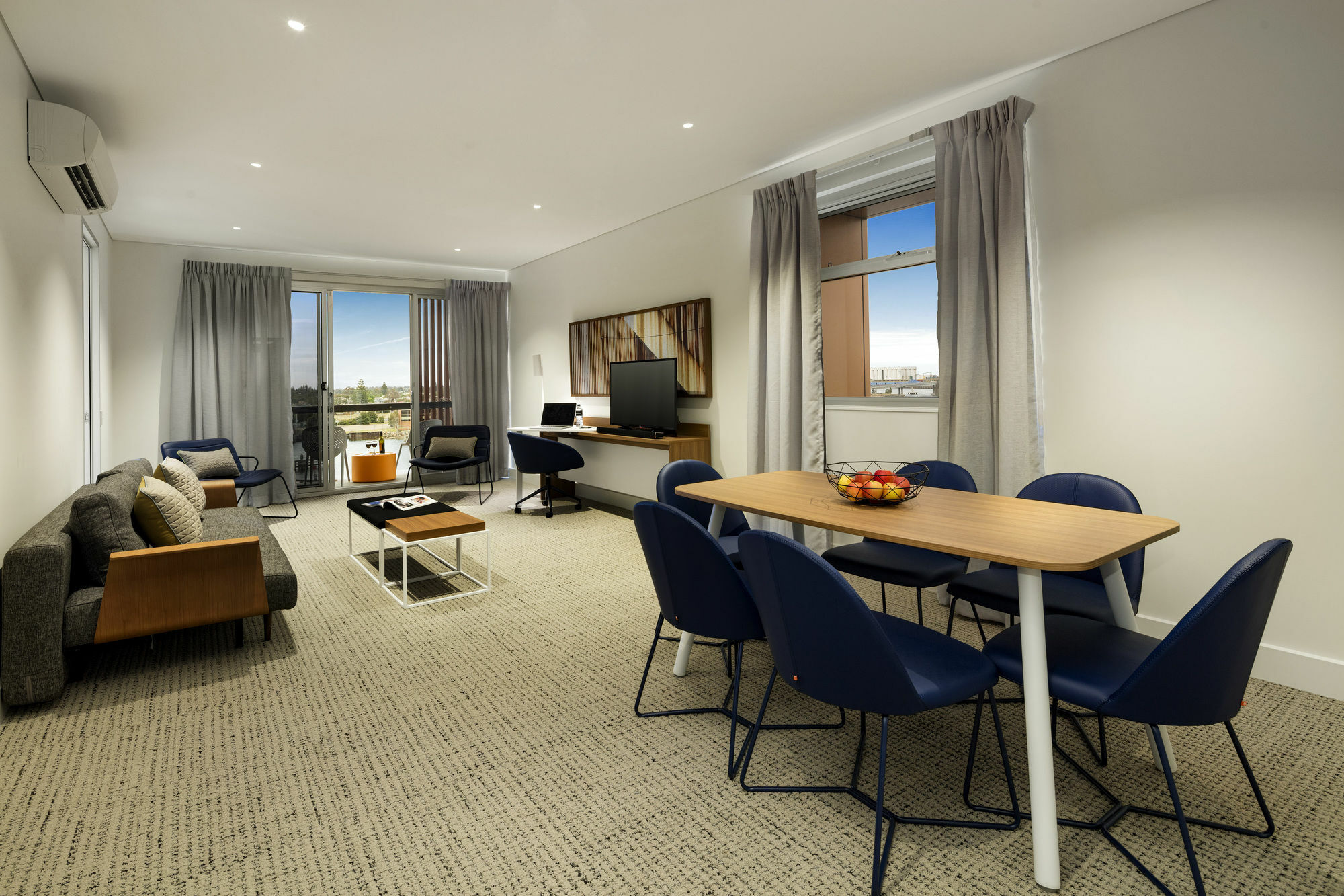 Quest Port Adelaide Aparthotel Exterior foto